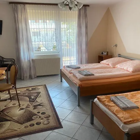 Mrokon 홈스테이 *